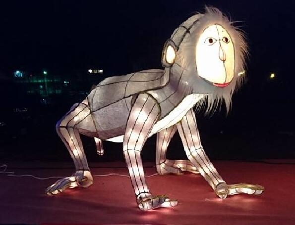 網(wǎng)友吐血 臺灣燈會又現(xiàn)神物:碉堡了