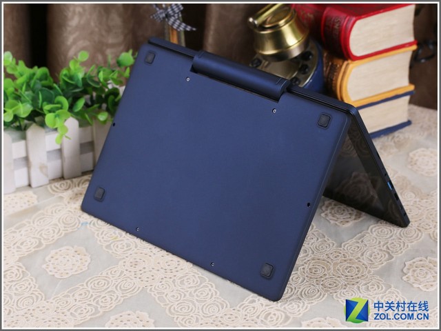 Z8300配4G內(nèi)存 品鉑W1S二合一平板評測