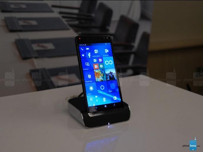 4GB內(nèi)存+驍龍820 HP Win10旗艦手機(jī)上手