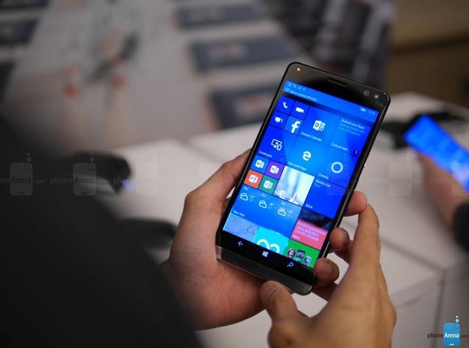 4GB內(nèi)存+驍龍820 HP Win10旗艦手機(jī)上手