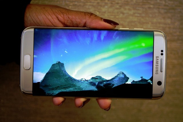 豐富曲面功能 三星Galaxy S7 Edge真機圖賞
