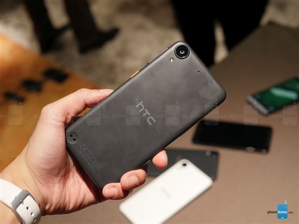 略丑的個(gè)性設(shè)計(jì) HTC Desire三新機(jī)上手