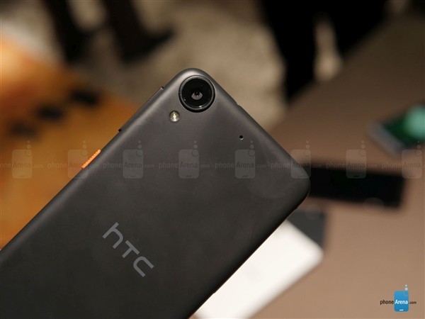 略丑的個(gè)性設(shè)計(jì) HTC Desire三新機(jī)上手