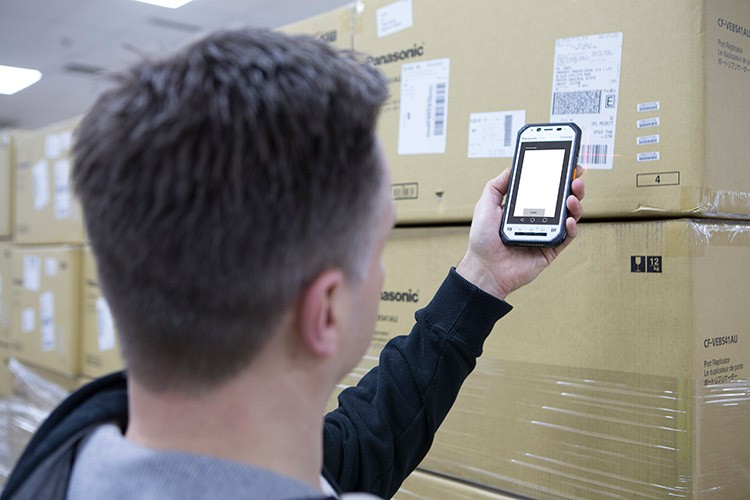 搭物聯網版Win10 松下FZ-F1手機展示