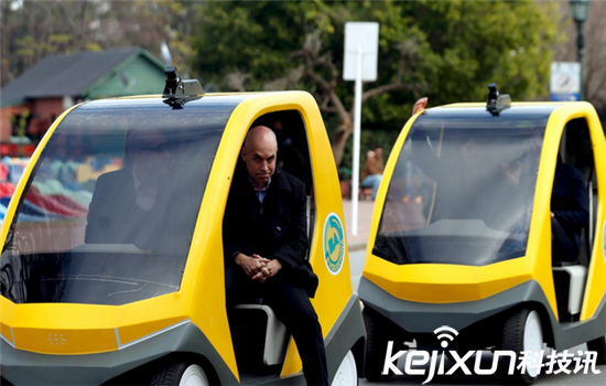 無人駕駛汽車將顛覆交通行業(yè) 只不過得等20年