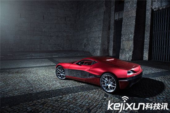 這款電動超級跑車土豪都不淡定了：特斯拉默默吃灰！