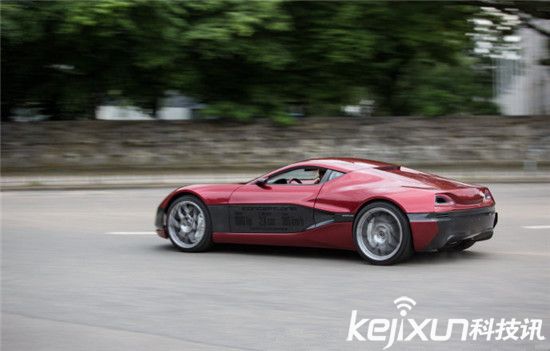 這款電動(dòng)超級(jí)跑車(chē)土豪都不淡定了：特斯拉默默吃灰！