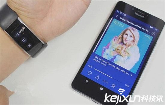 微軟手環(huán)Band 2賣(mài)不動(dòng)了:再次降價(jià)50美元