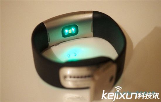 微軟手環Band 2賣不動了：再次降價50美元