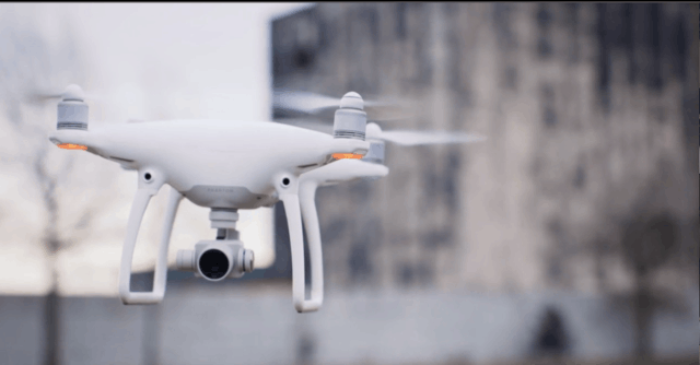 感受逆天黑科技:大疆Phantom 4搶先看