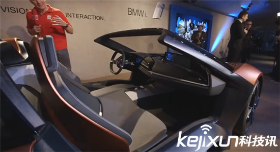 寶馬成立100周年:將打造最酷炫無人駕駛汽車!