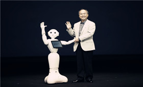 軟銀不僅投資了阿里巴巴：還開發(fā)了情感機器人Pebble