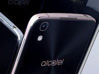 阿爾卡特Win10新機現身 2GB內存+驍龍820