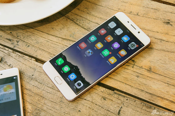 4GB內存成標配 配備大內存手機推薦