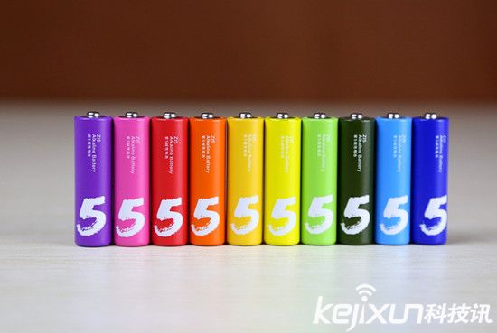 雷軍小米帝國出征：小米雜貨店無人可擋！