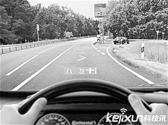 汽車擋風玻璃成精啦：一秒變身顯示屏太拉風了！