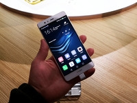 4GB內(nèi)存+驍龍820 惠普Elite x3澳門發(fā)布