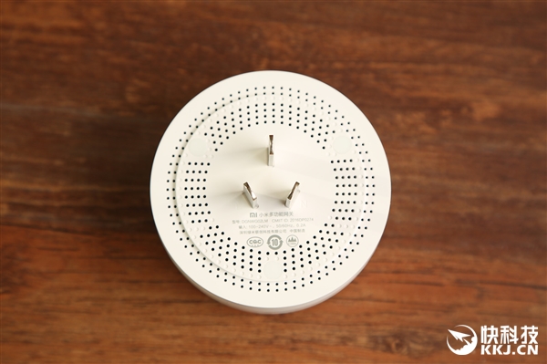 149元！小米第2代智能網關圖賞：高顏值麻子臉