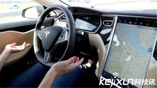 谷歌最新定位導航 將實現全自動駕駛?