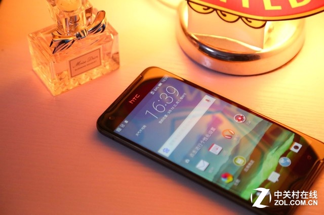 探索高雅的金屬藝術 HTC One X9圖賞