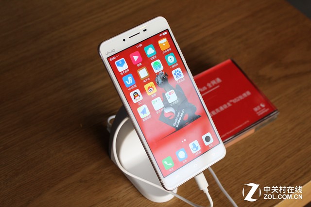 驍龍652品鑒會:性能僅次于820/625有戲 