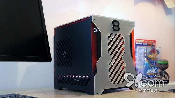 身材迷你性能強大 Asteroid VR游戲PC