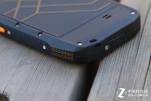 定義都市輕旅行 AGM Rio三防手機評測（待審核） 