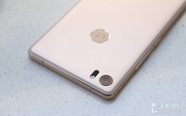 “美顏”不只是靜態(tài)照片_金立S8第1張圖