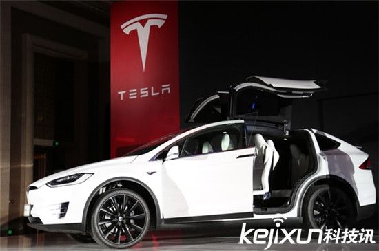 全球最快SUV 特斯拉Model X在京發(fā)布：鷹翼門成亮點