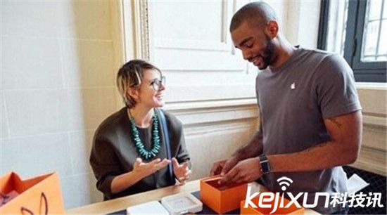 蘋果聯(lián)手愛馬仕 新款A(yù)pple Watch四月發(fā)售