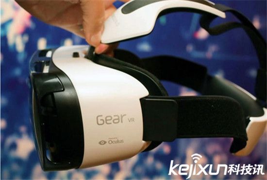 玩三星Gear 不用手機? 有望與Oculus合作VR一體機