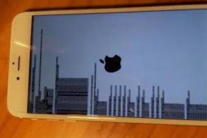 為啥iPhone和安卓手機都會死機卡頓？