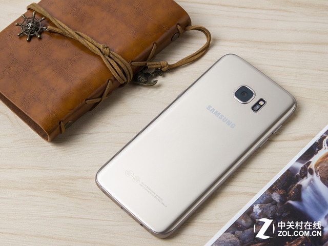 握有大量專利 三星可折疊手機明年初發布