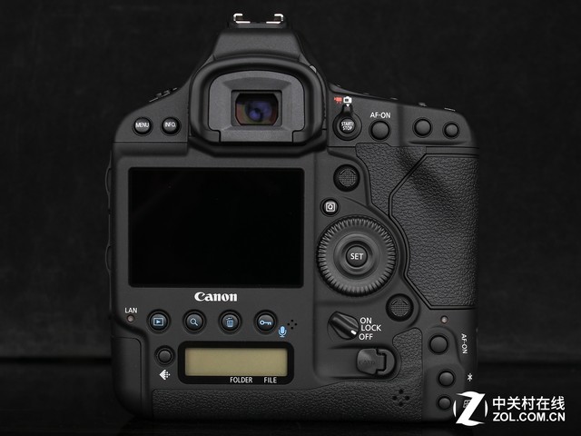 到底是不是比D5強(qiáng)的1DXII占坑