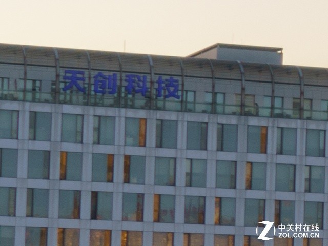 高像素之爭(zhēng) 佳能EOS 5DSR對(duì)比索尼A7R Ⅱ