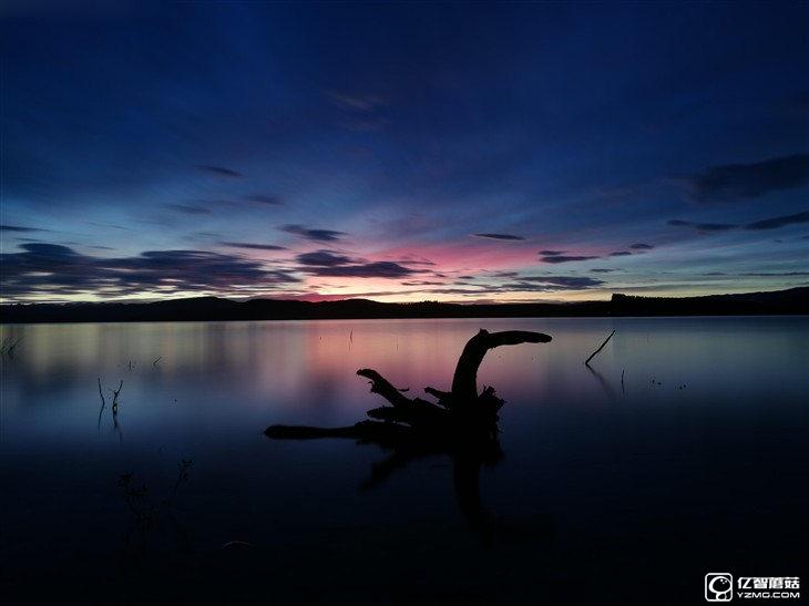 華為榮耀V8評測：極致科技集大成者 內斗華為P9？