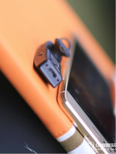 玩轉(zhuǎn)腕上時尚 3D曲面屏華為手環(huán)B3評測