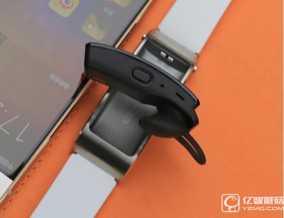 玩轉(zhuǎn)腕上時尚 3D曲面屏華為手環(huán)B3評測