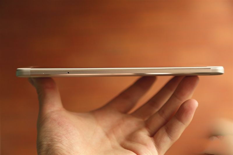 6.44寸黃金大屏！小米Max深度評測：續航驚人