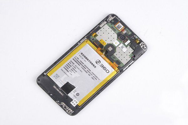 360手機N4做工如何？360手機N4拆機圖解評測