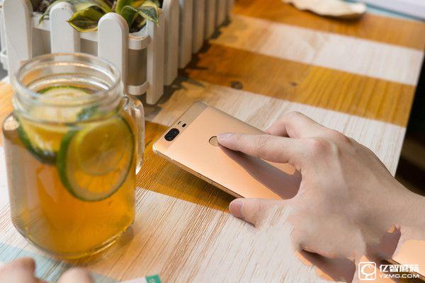 華為榮耀V8評(píng)測(cè)：麒麟950怎么樣？