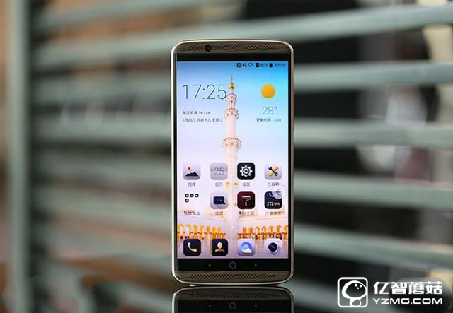 中興AXON天機7評測：進步的不只有型號