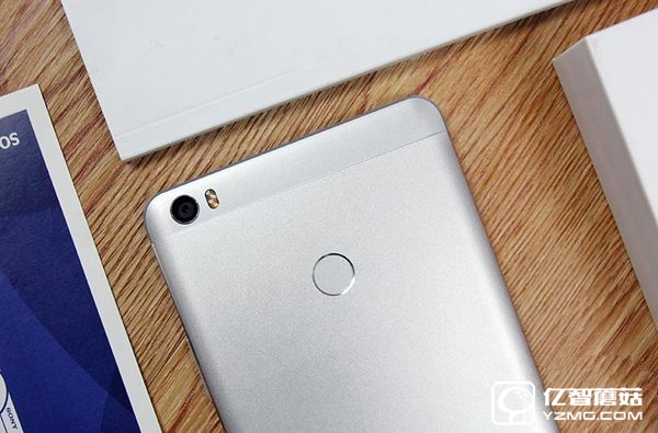 小米Max和三星A9哪個好 三星A9與小米Max對比評測