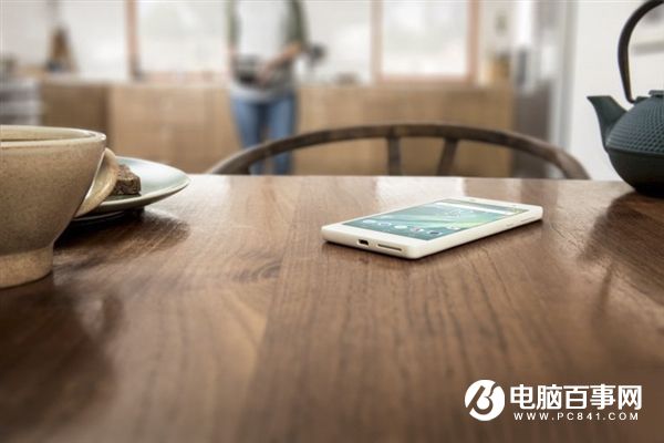 索尼發(fā)布5寸新機Xperia E5配置低 720P、1.5G內(nèi)存