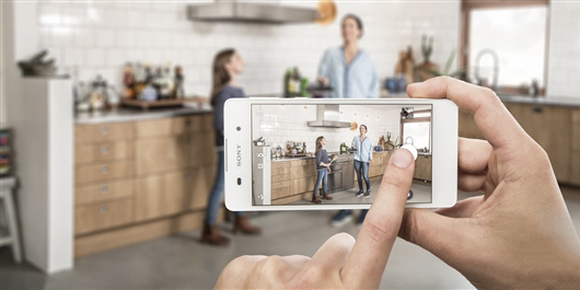 索尼發(fā)布5寸新機Xperia E5配置低 720P、1.5G內(nèi)存