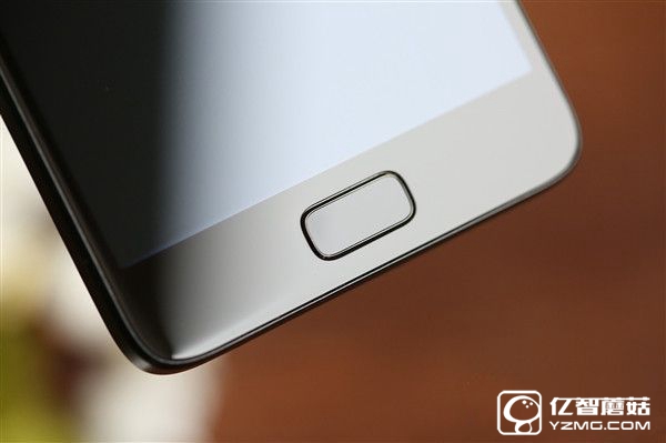 ZUK Z2和榮耀V8哪個好 榮耀V8與ZUK Z2區別對比