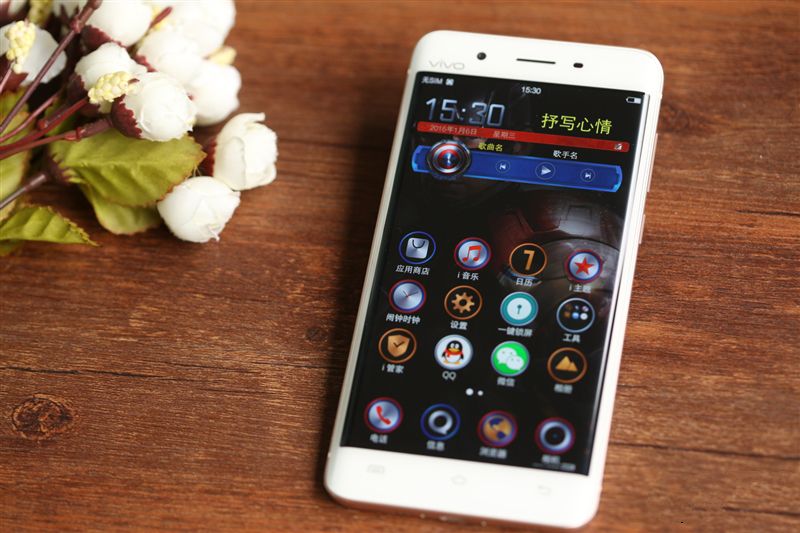 6G內存+驍龍820+雙曲面屏!vivo Xplay5旗艦版評測