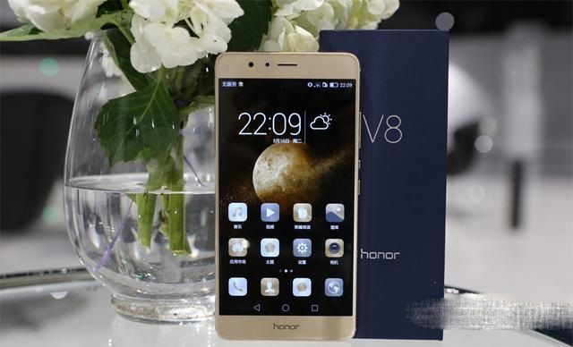 華為榮耀V8評測:全網通版綜合體驗最好