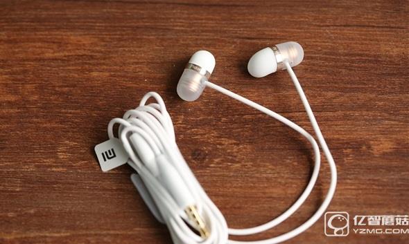 69元！小米膠囊耳機開箱圖賞：柔若無物