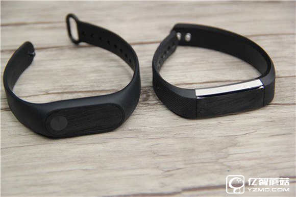 價(jià)格差5倍買誰？小米手環(huán)2對(duì)比Fitbit Alta